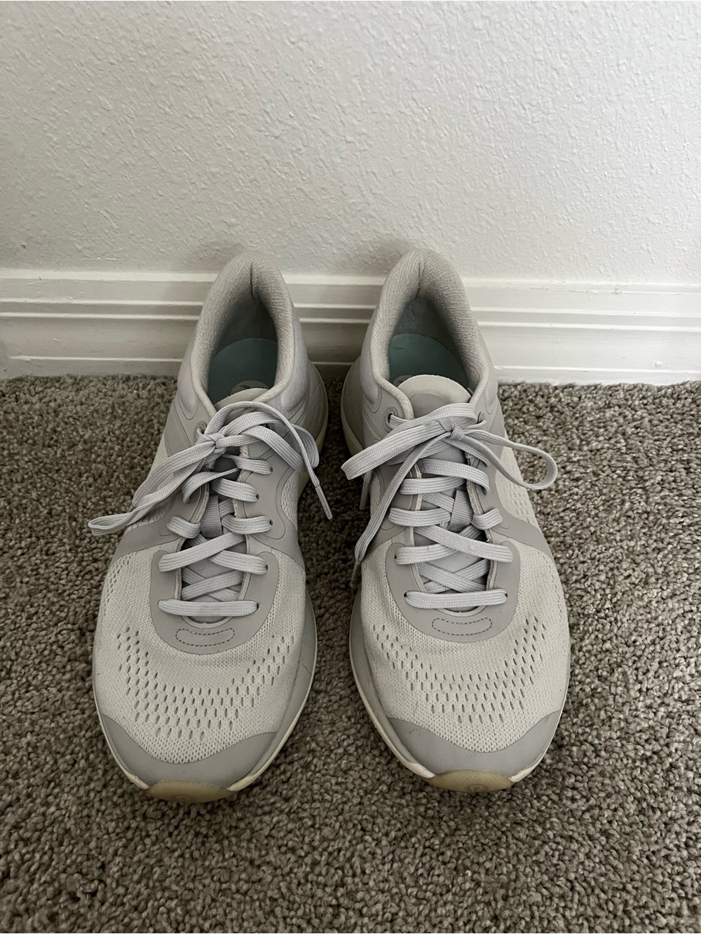 lululemon athletica Women's Chargefeel Running Sneakers Size 8 - Light Gray